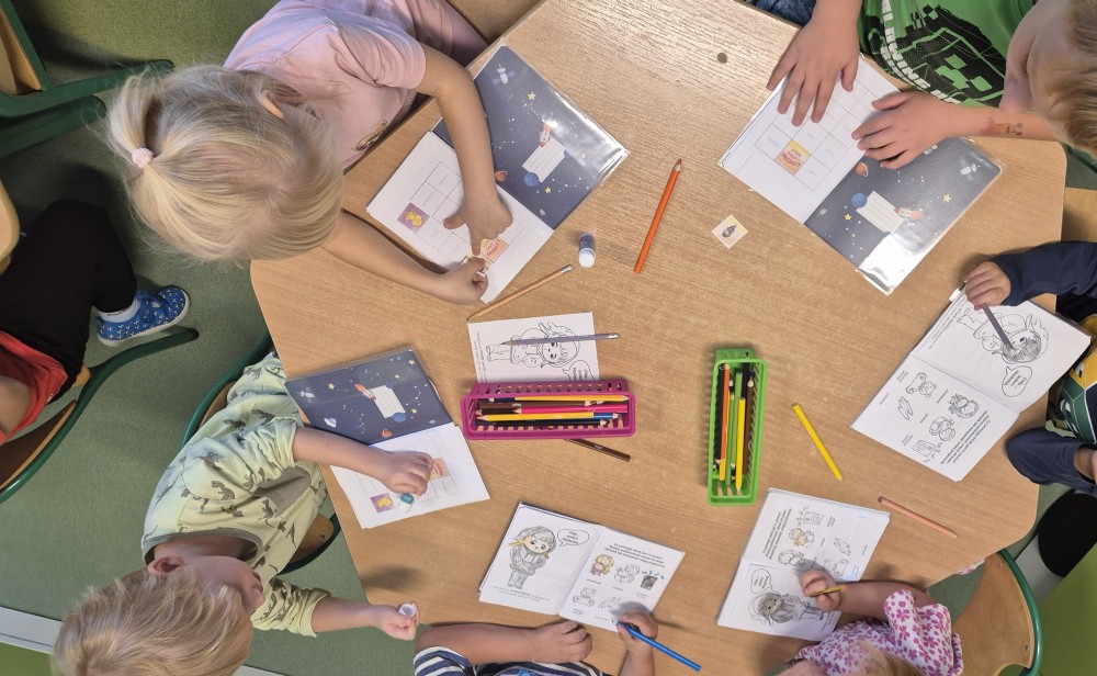 Czuciaki z krainy emocji zadanie 2 (2)