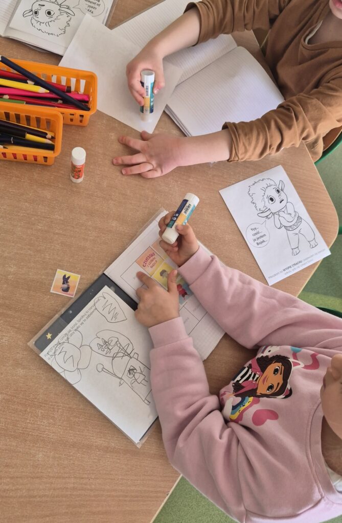 Czuciaki z krainy emocji zadanie 6 (2)